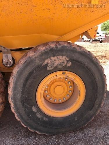 John Deere 310E