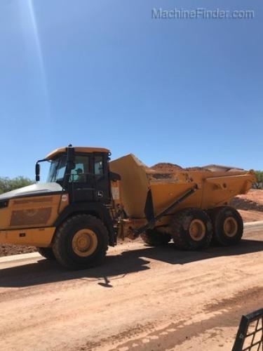 John Deere 310E