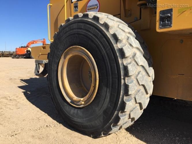 John Deere 644K Hybrid