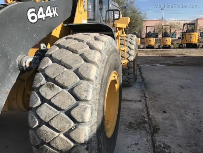 John Deere 644K