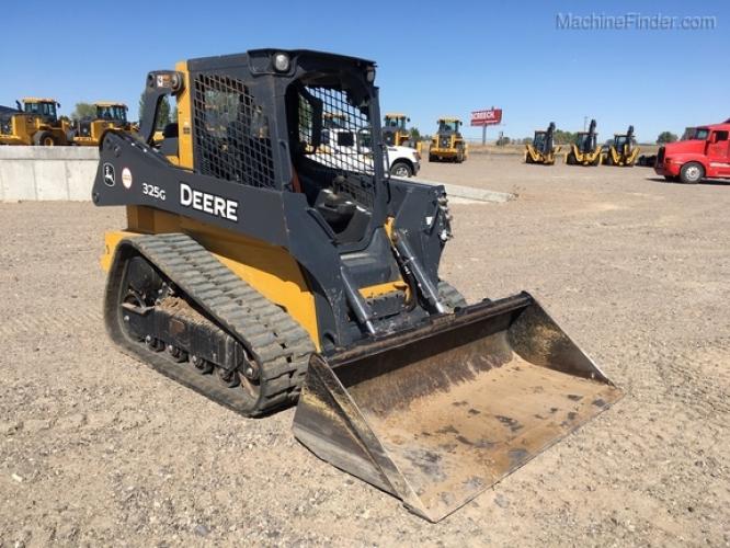John Deere 325G