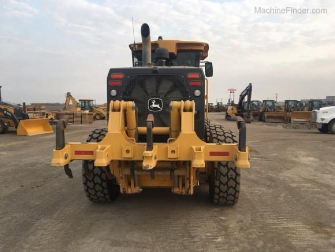 John Deere 672GP
