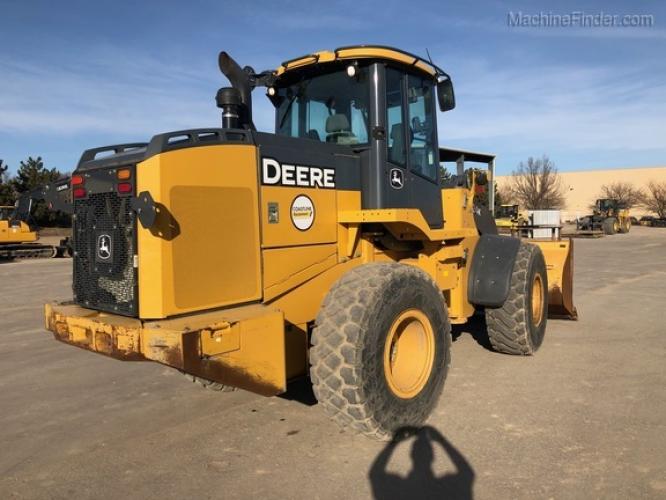 John Deere 624K