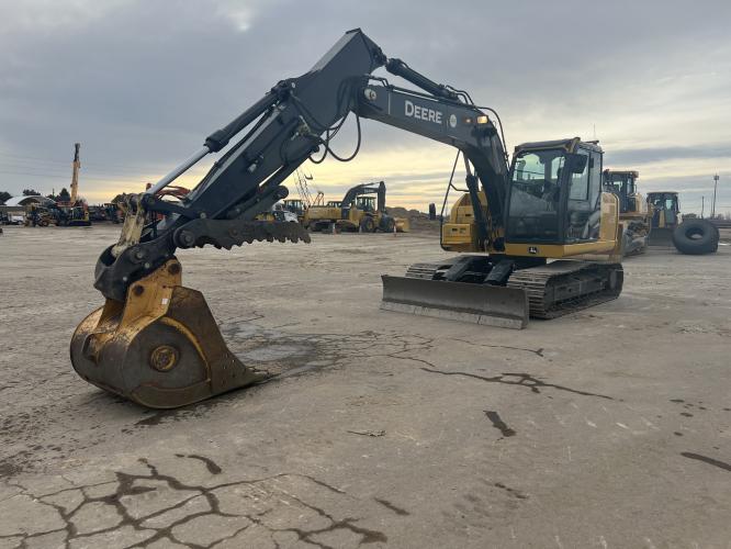 John Deere 130G