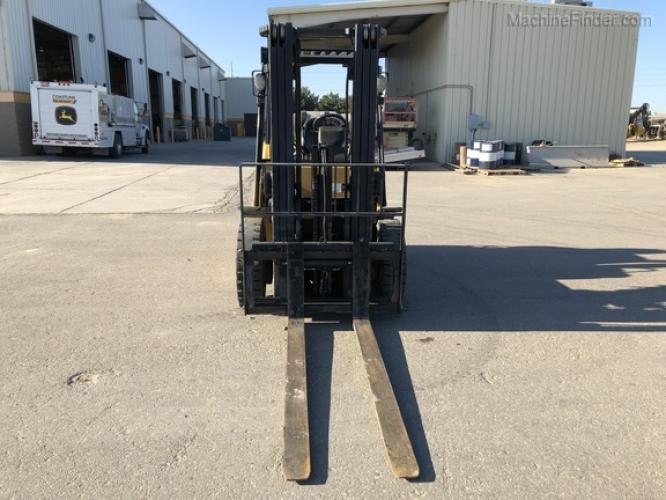 Caterpillar P8000