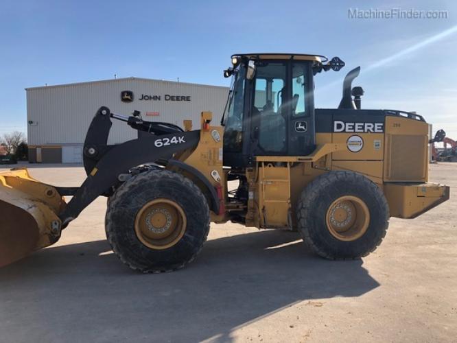 John Deere 624K