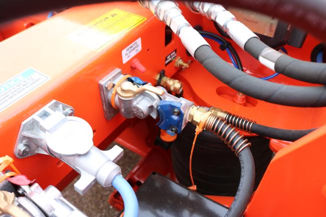 TKHDG Hydraulic Detachable Gooseneck