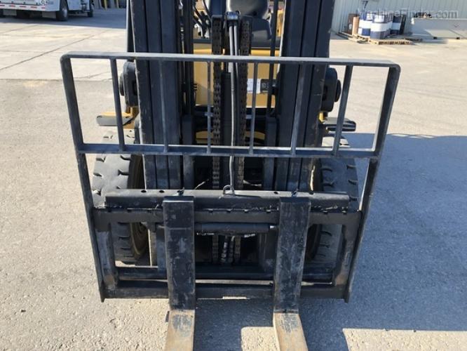 Caterpillar P8000