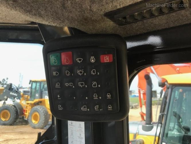 John Deere 650K