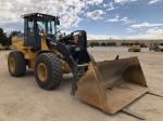 John Deere 624K