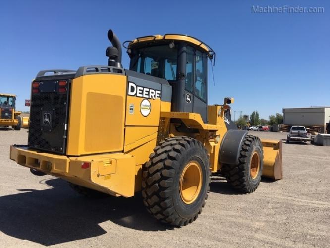 John Deere 624K