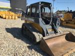 John Deere 323E
