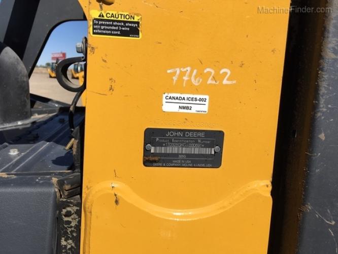 John Deere 325G