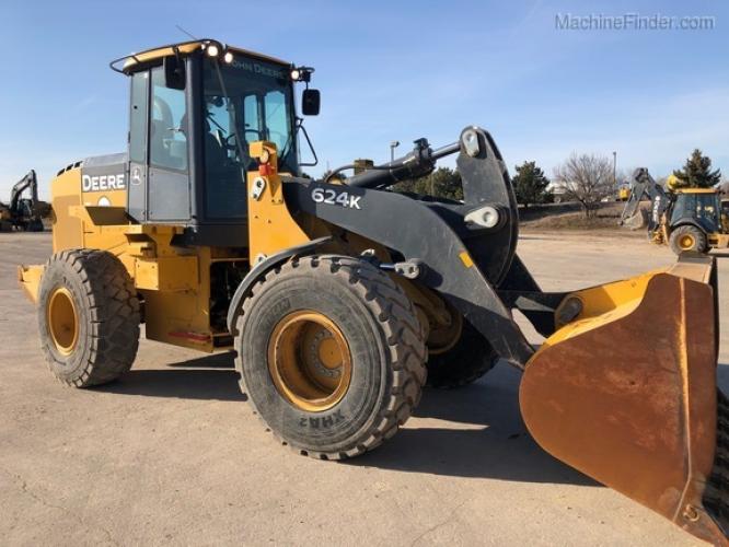 John Deere 624K