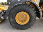 John Deere 644K Hybrid
