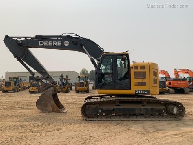 John Deere 245G LC
