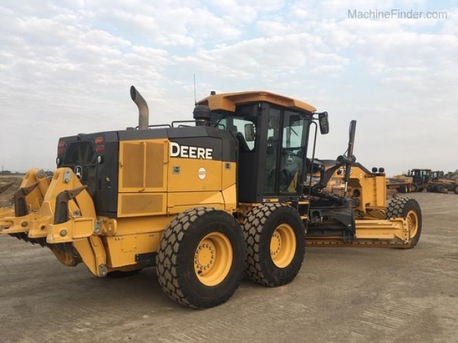 John Deere 672GP