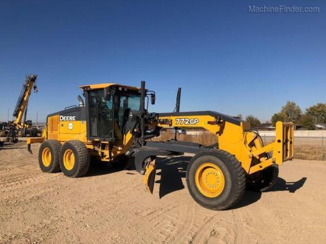 John Deere 772GP