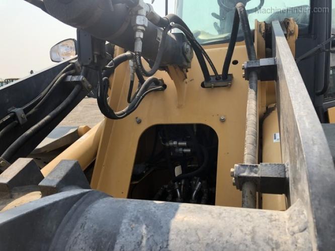 John Deere 344K