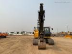 John Deere 245G LC