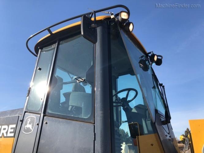 John Deere 624K