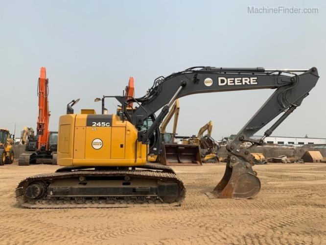 John Deere 245G LC
