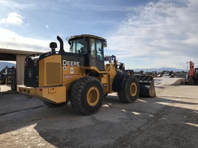 John Deere 644K