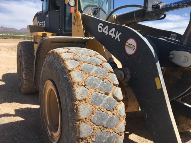 John Deere 644K Hybrid