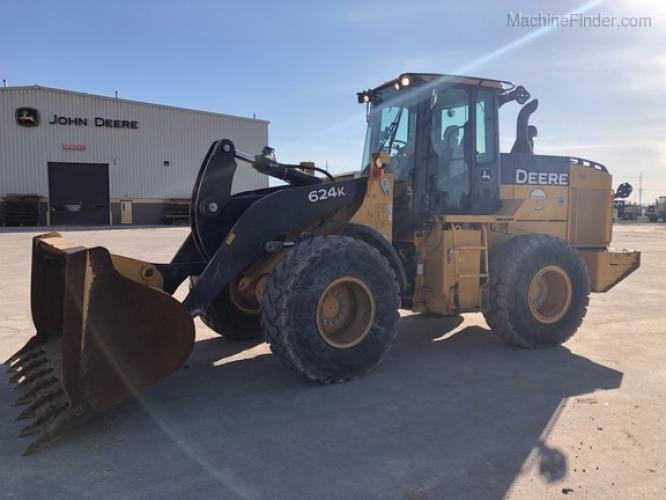 John Deere 624K